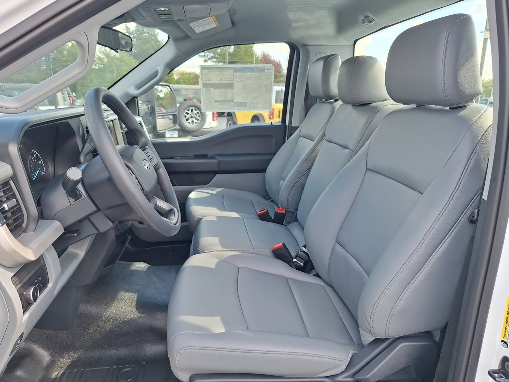 New 2026 Ford F250 XL image 4