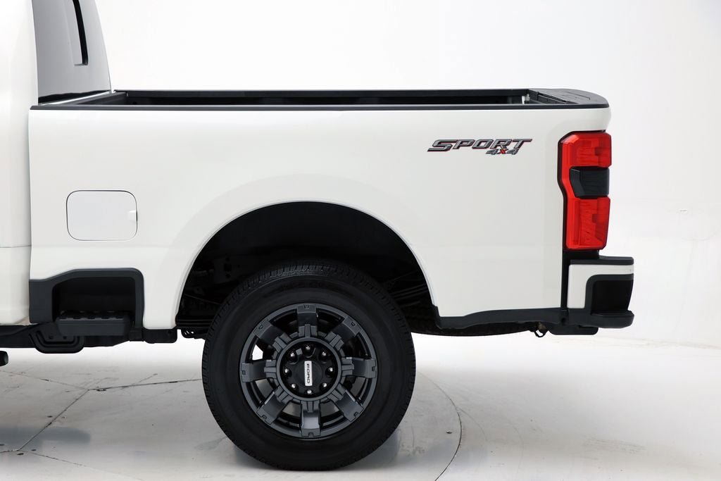 Used 2023 Ford F250 Lariat w/ Lariat Ultimate Package AWD/4WD image 7