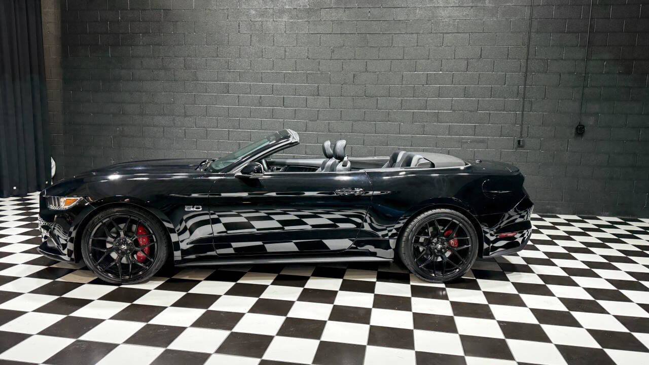 Used 2017 Ford Mustang GT Premium RWD image 13