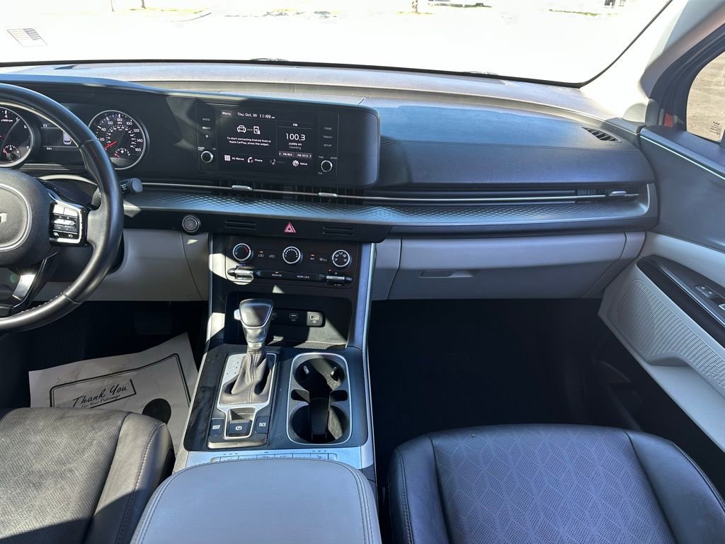 Used 2022 Kia Carnival LX image 20