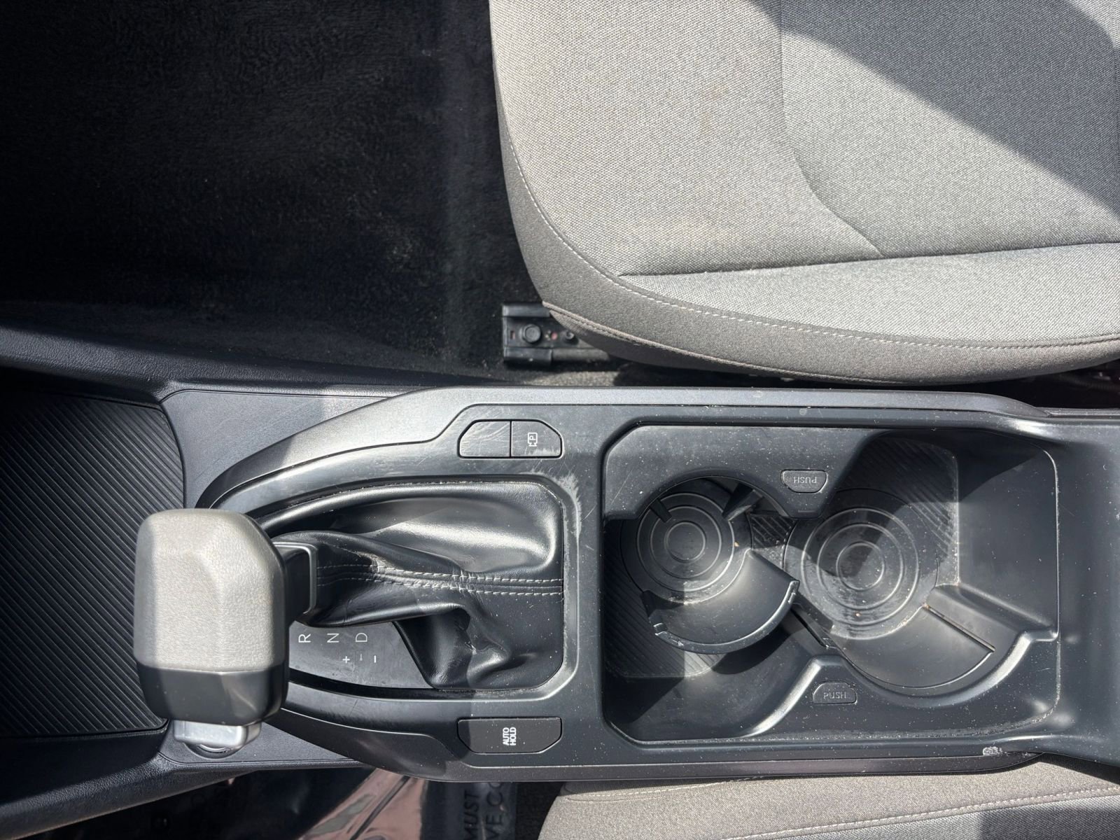 Used 2025 Kia K4 LXS image 41