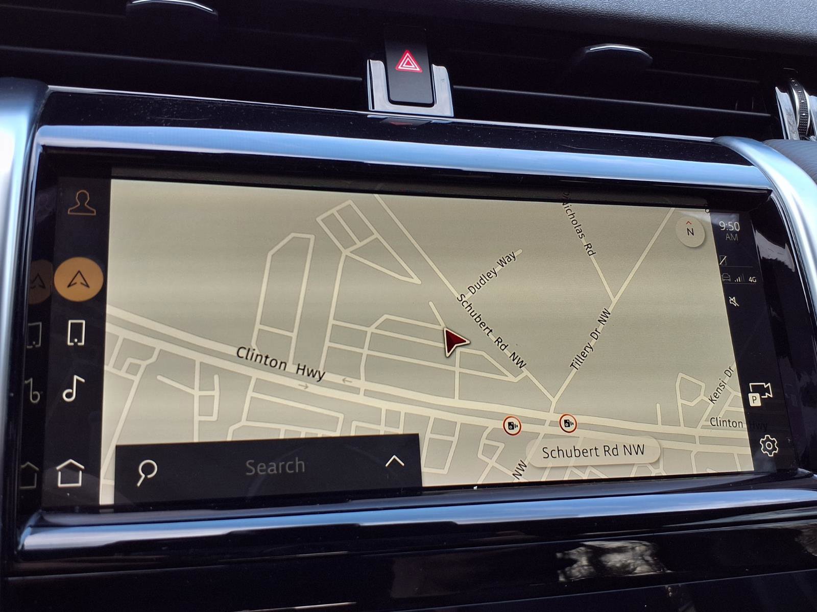 Used 2023 Land Rover Discovery Sport SE R-Dynamic image 19