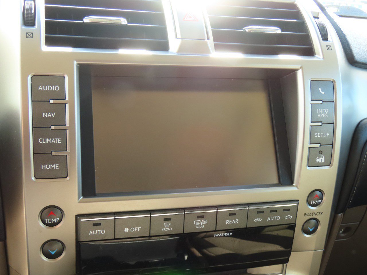 Used 2020 Lexus GX 460 Premium w/ Premium Package image 28