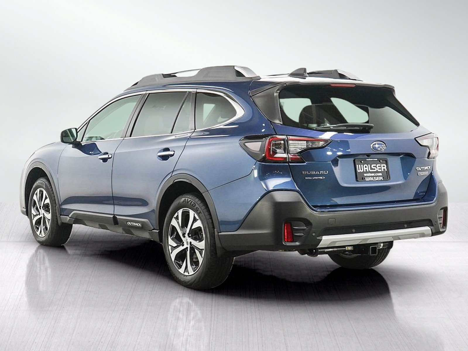 Used 2022 Subaru Outback Touring AWD/4WD image 3