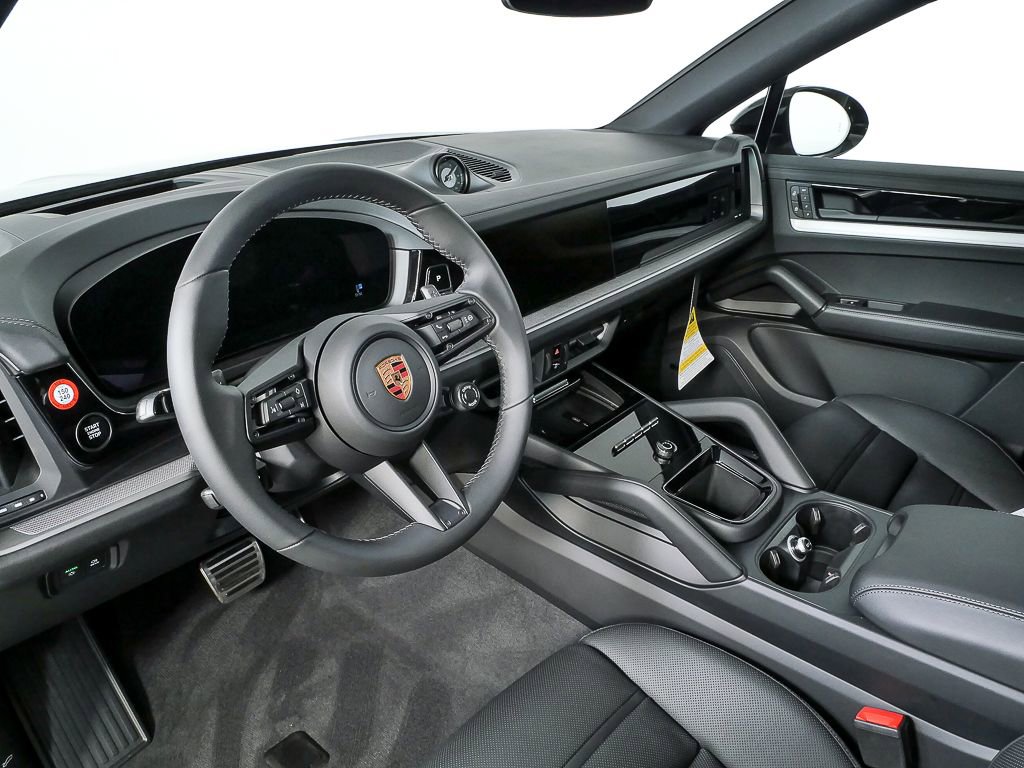 New 2026 Porsche Cayenne S image 4