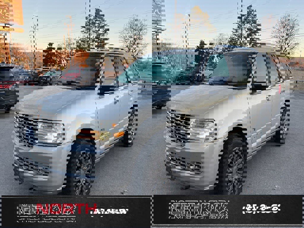 Used 2007 Lincoln Navigator 2WD image 1