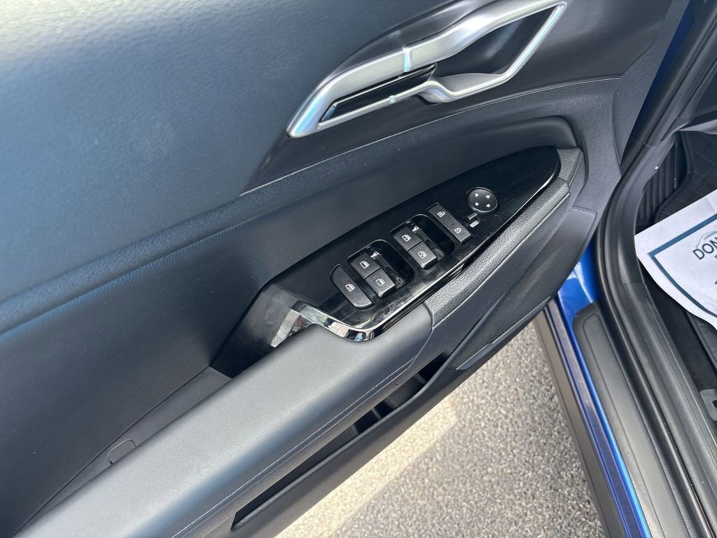 Used 2025 Kia Sportage EX w/ Premium Package FWD image 15