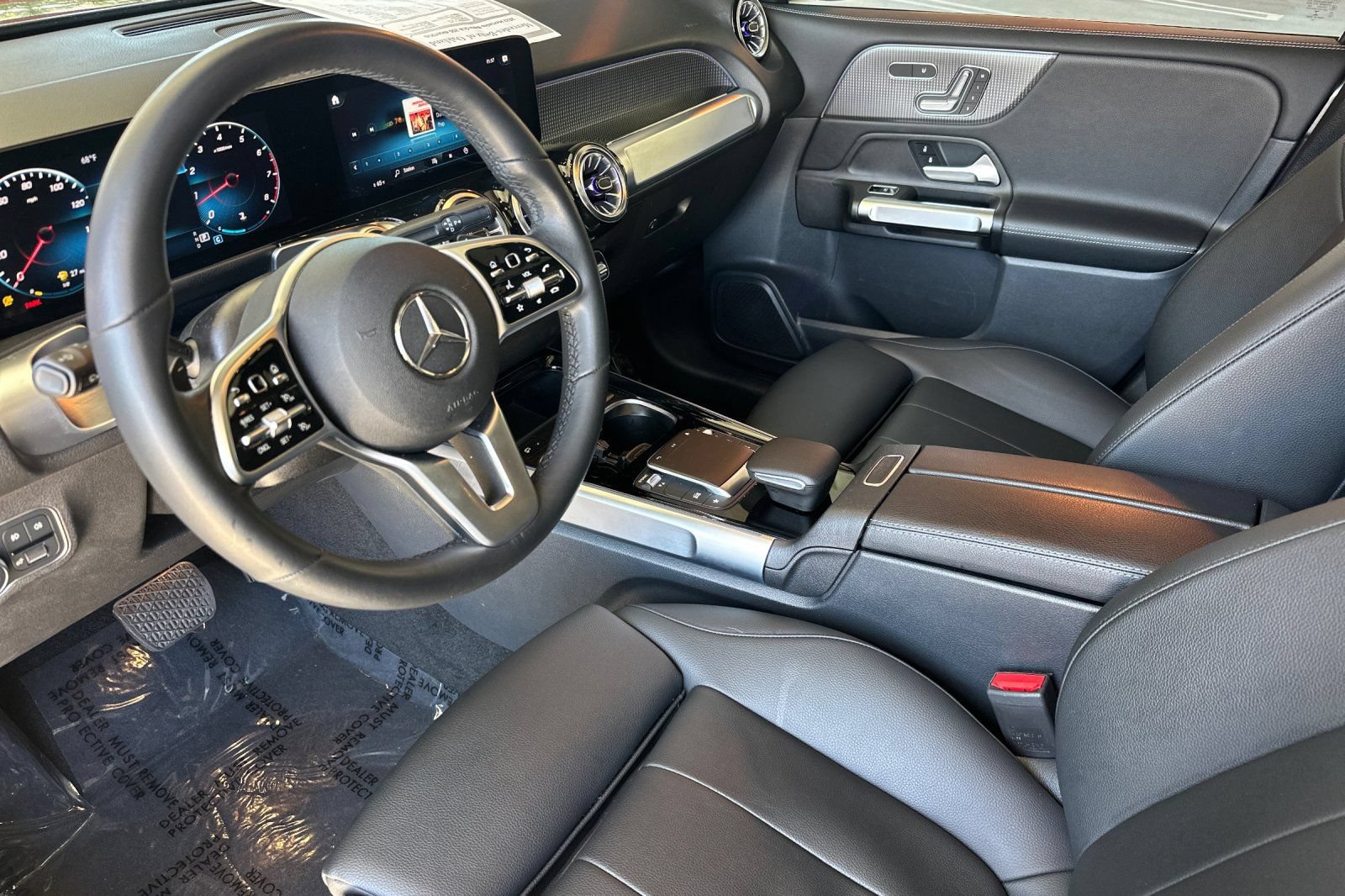 Certified 2022 Mercedes-Benz GLB 250 4MATIC image 10