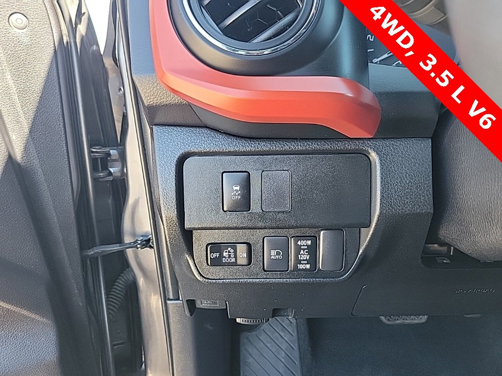 Used 2020 Toyota Tacoma TRD Sport image 20