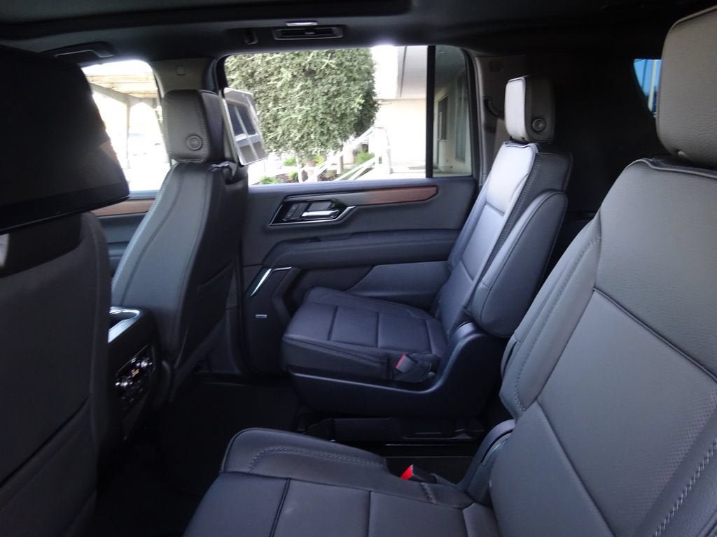 New 2026 GMC Yukon XL Denali w/ Denali Reserve Package AWD/4WD image 20