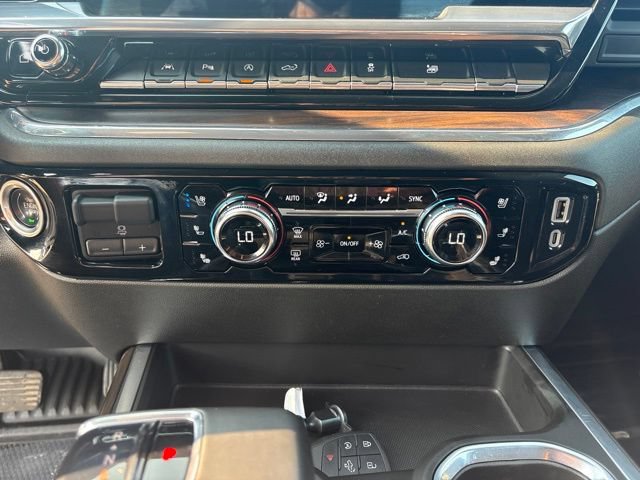 Used 2023 GMC Sierra 1500 SLT w/ SLT Convenience Package AWD/4WD image 24