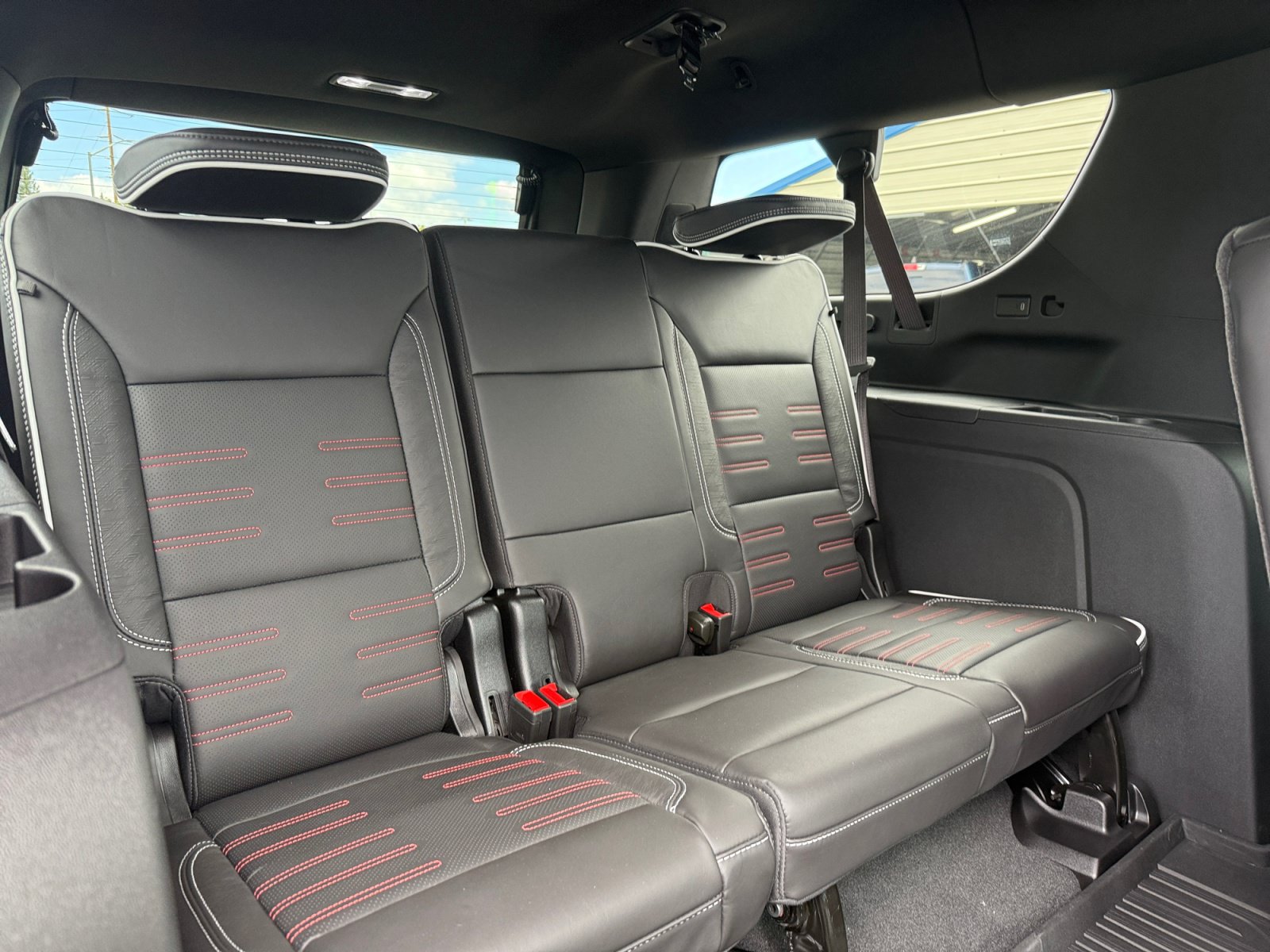 New 2026 GMC Yukon XL AT4 Ultimate AWD/4WD image 21