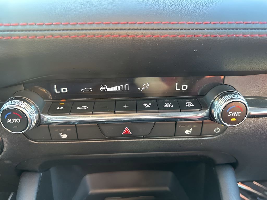 Used 2024 MAZDA MAZDA3 s image 20