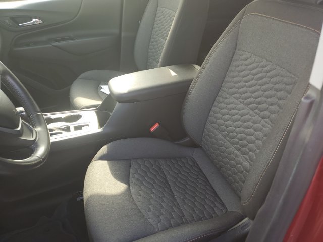 Used 2019 Chevrolet Equinox LT w/ Driver Convenience Package FWD image 17