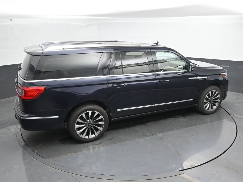 Used 2021 Lincoln Navigator L Reserve w/ Luxury Package AWD/4WD image 23