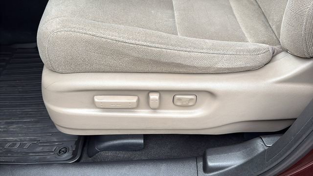 Used 2020 Honda Pilot EX image 29