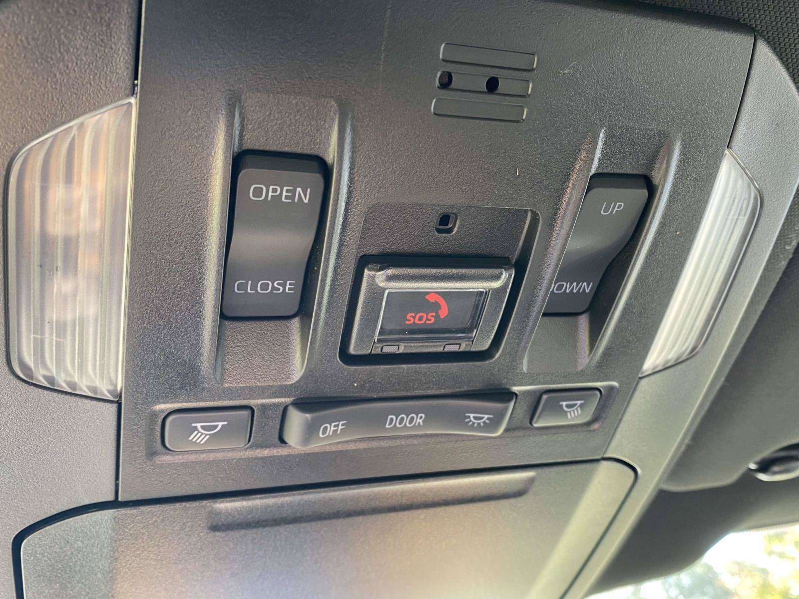 Used 2022 Toyota Highlander XSE FWD image 47