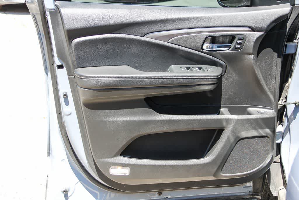 Used 2023 Honda Ridgeline RTL-E image 22