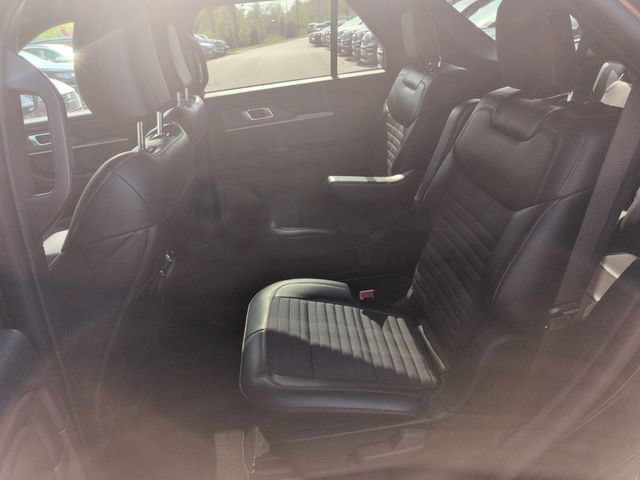Certified 2025 Ford Explorer ST-Line AWD/4WD image 24