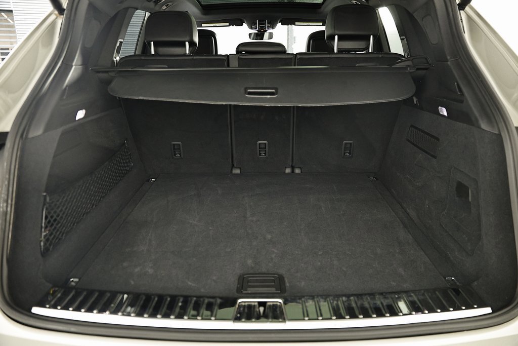 Used 2023 Porsche Cayenne image 31