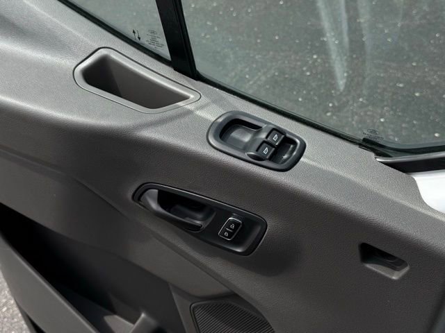 Used 2024 Ford Transit 350 XLT RWD image 12