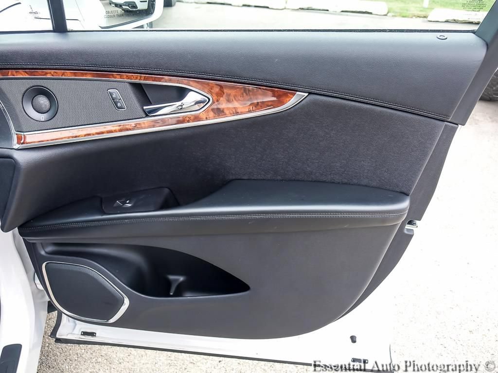 Used 2019 Lincoln Nautilus Reserve AWD/4WD image 27