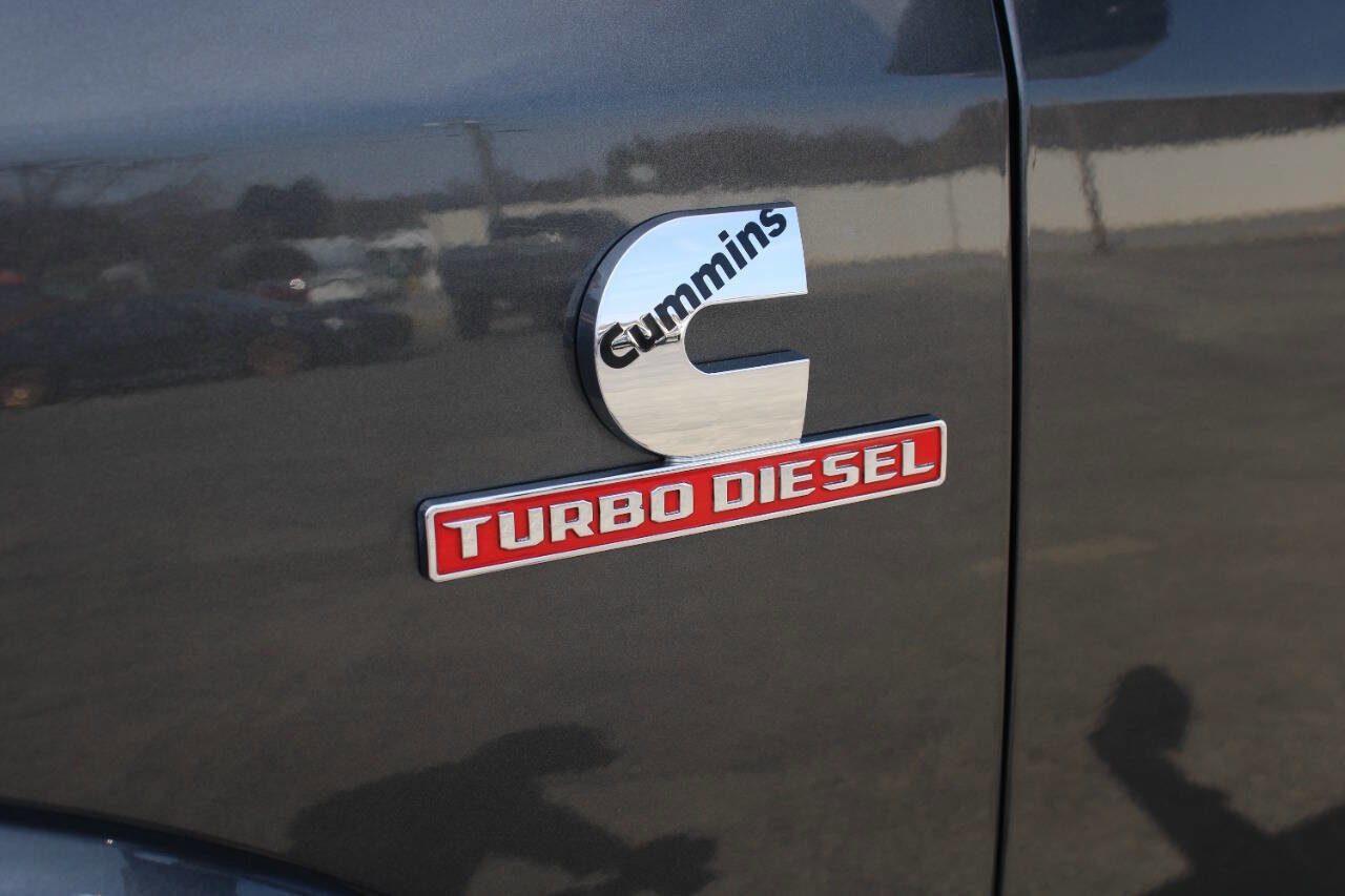 Used 2019 RAM 3500 Limited image 18