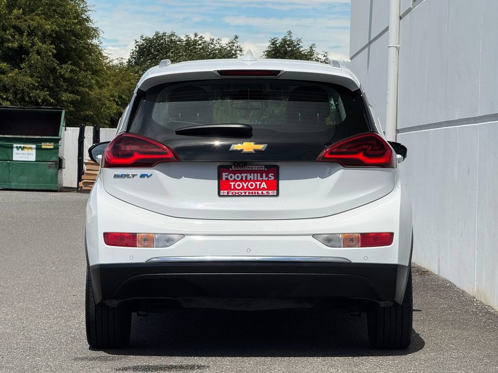 Used 2018 Chevrolet Bolt Premier w/ Driver Confidence II Package FWD image 6