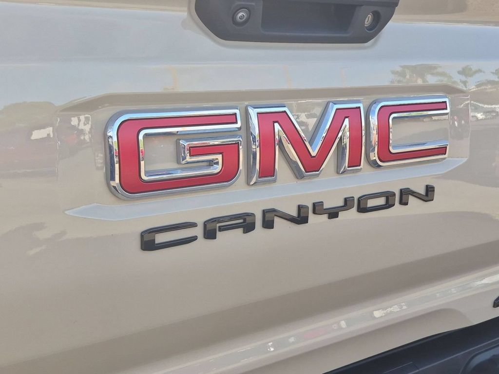 Used 2023 GMC Canyon AT4X w/ Edition 1 AWD/4WD image 32