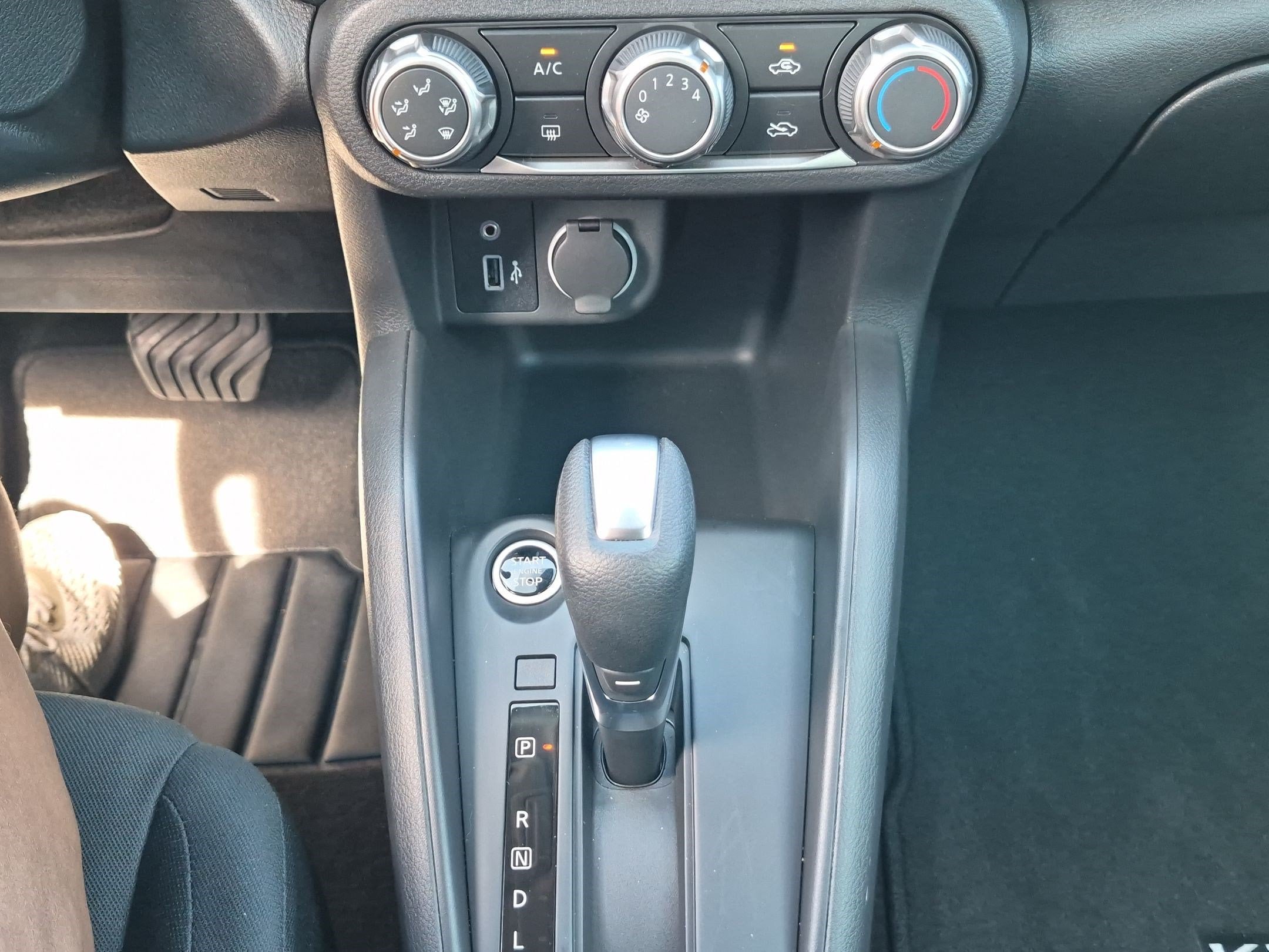 Used 2025 Nissan Kicks Play S FWD image 25