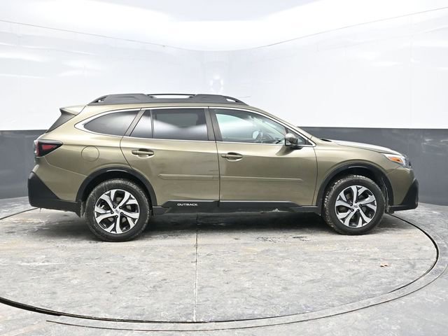 Used 2022 Subaru Outback Limited image 8