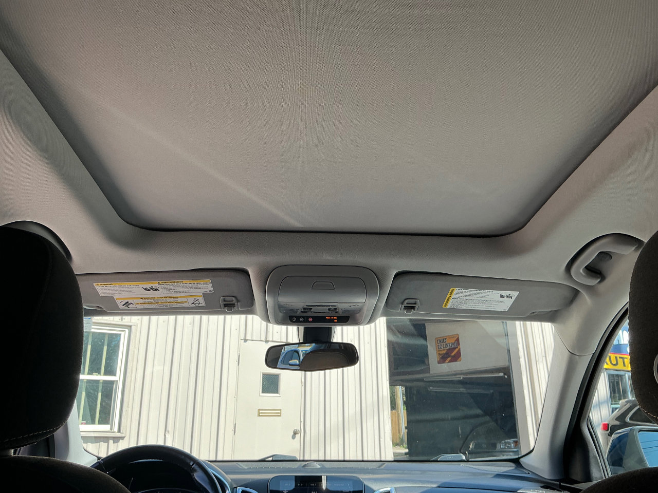 Used 2019 Chevrolet Equinox LT w/ Sun & Navigation Package image 27