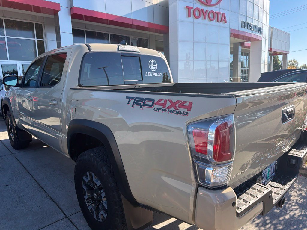 Certified 2019 Toyota Tacoma TRD Off-Road w/ Technology Package AWD/4WD image 7