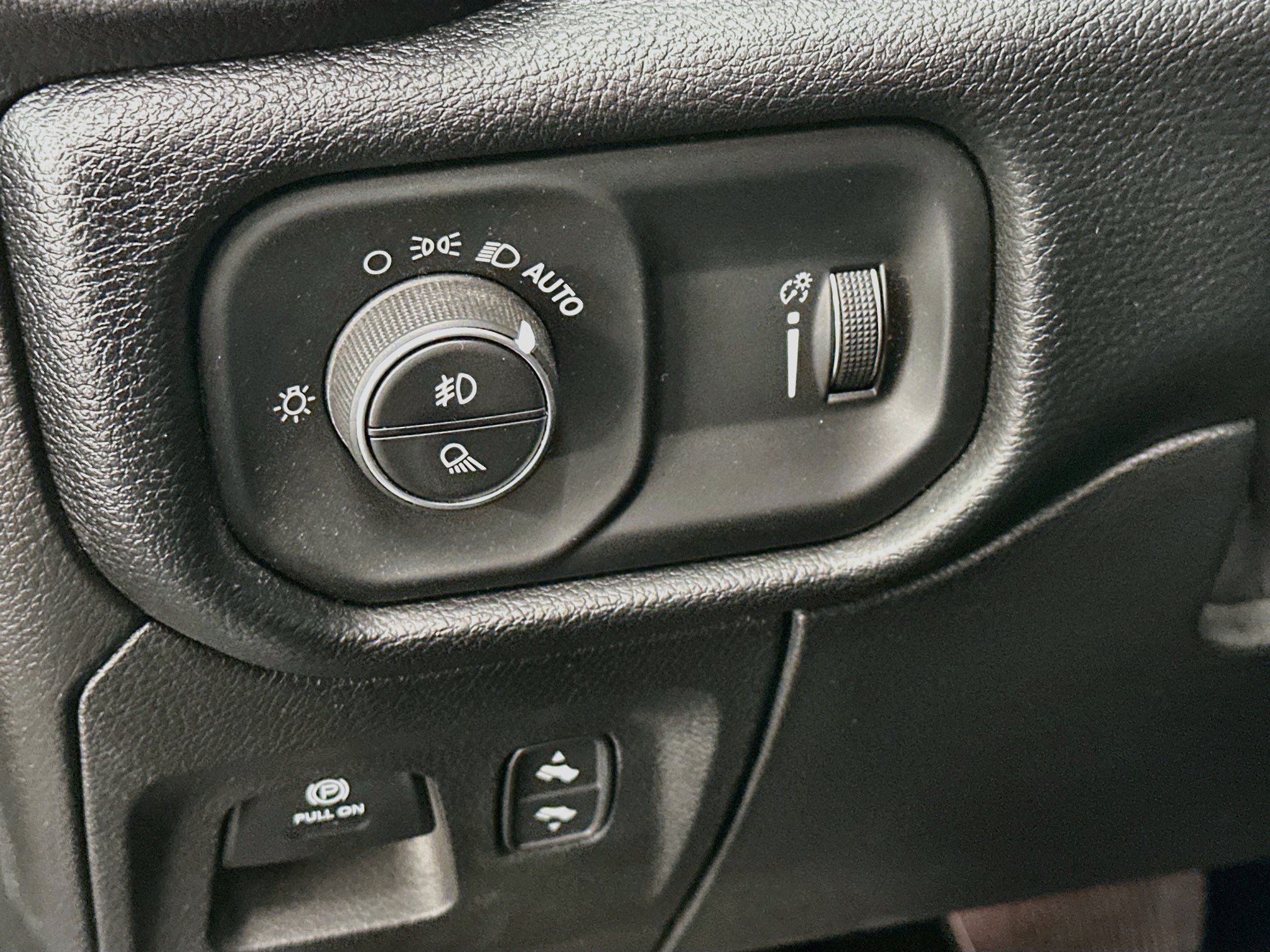 Used 2021 RAM 1500 Rebel w/ Rebel Level 1 Equipment Group AWD/4WD image 17