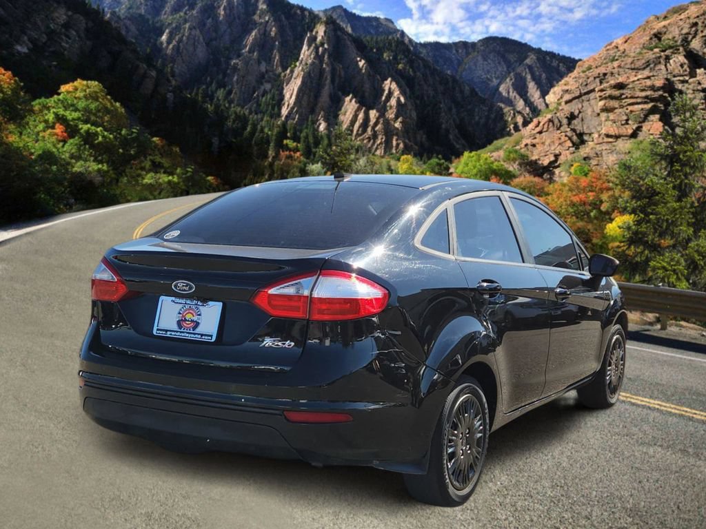 Used 2019 Ford Fiesta S FWD image 3