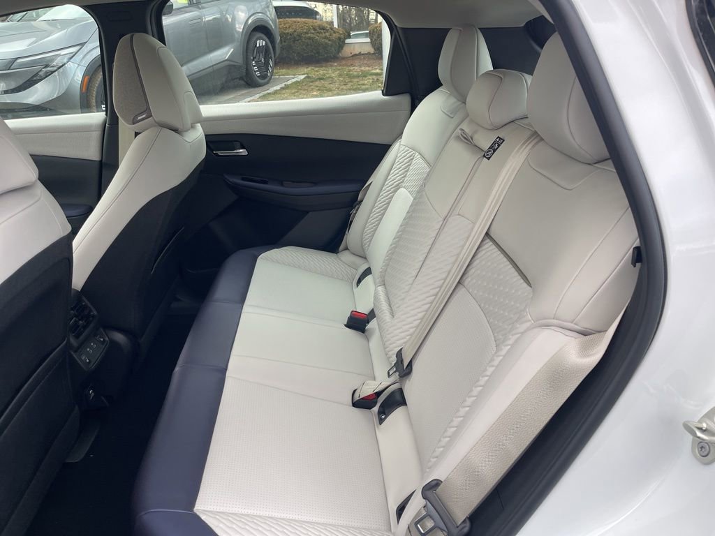 New 2026 Nissan Leaf Platinum+ image 19