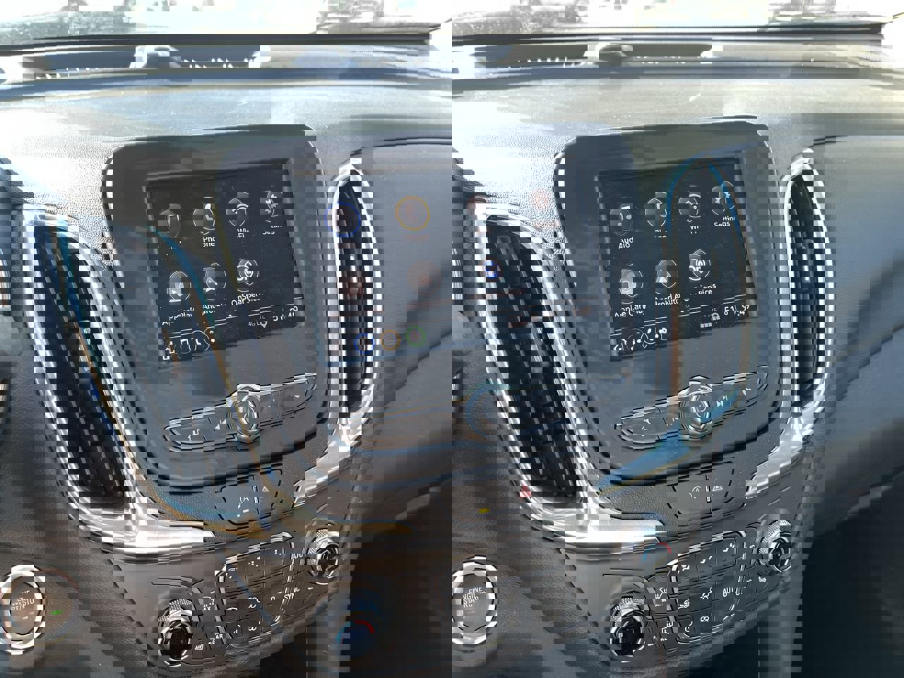 Used 2024 Chevrolet Equinox LT w/ LPO, Floor Liner Package image 13