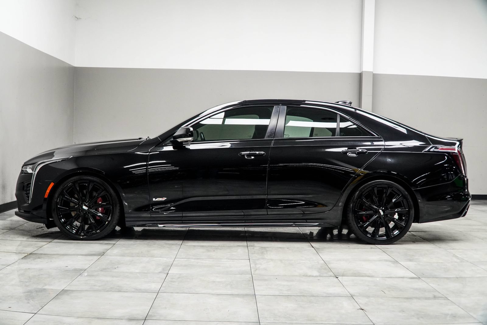 Used 2023 Cadillac CT4 V w/ Navigation Package RWD image 9