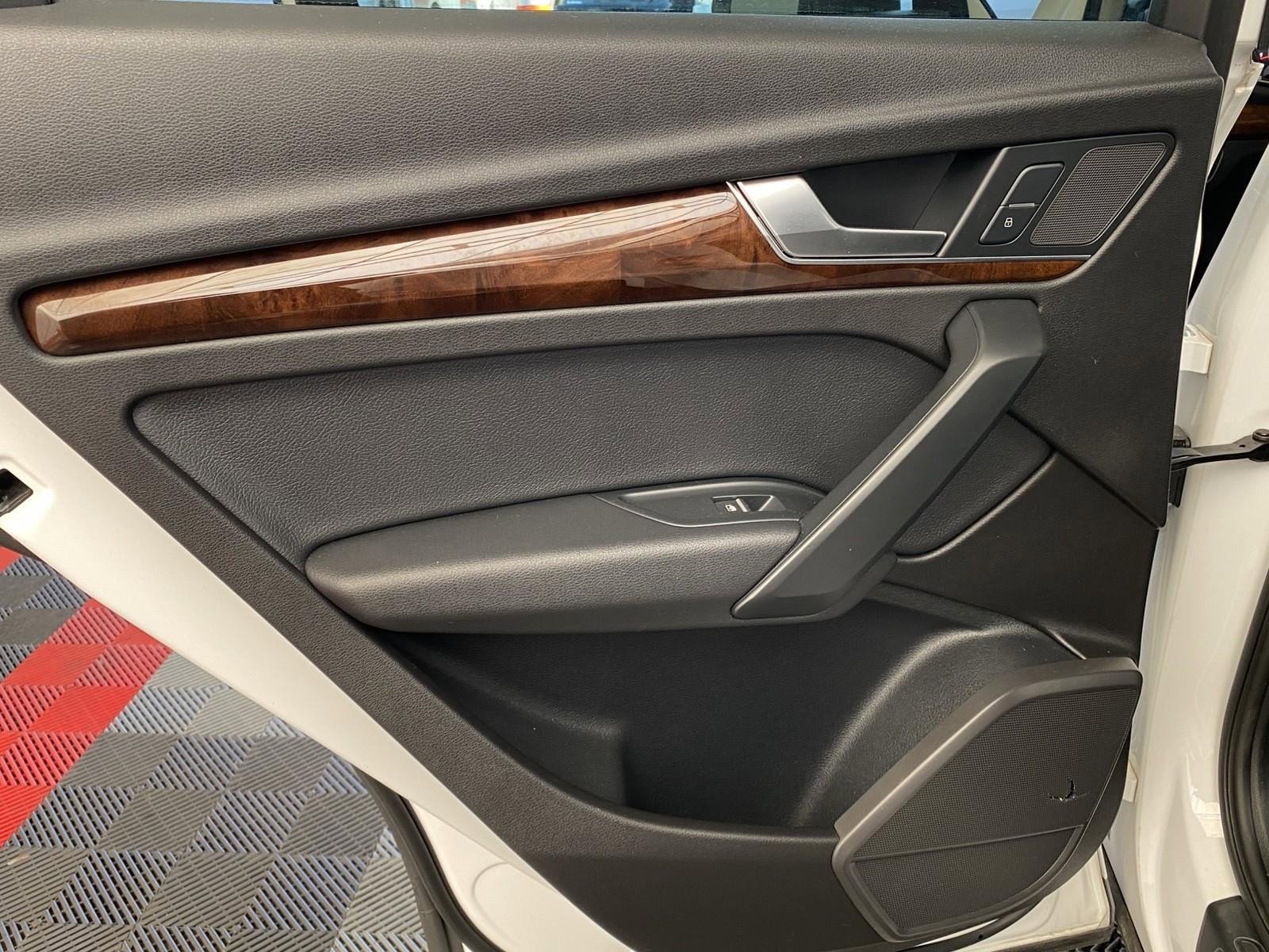 Used 2018 Audi Q5 2.0T Premium Plus w/ Premium Plus Package image 19