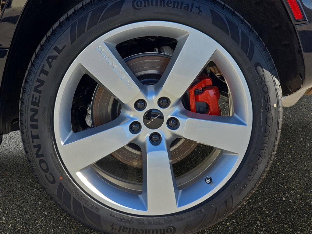 New 2026 Land Rover Defender 110 X image 34