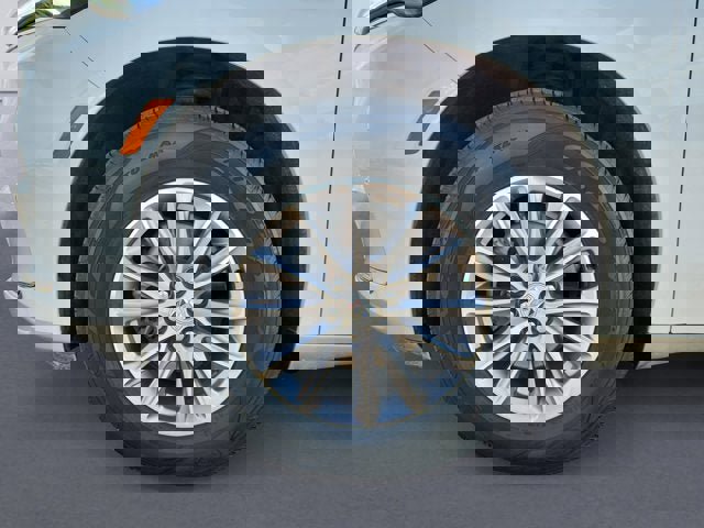 Used 2024 Buick Enclave Premium image 14