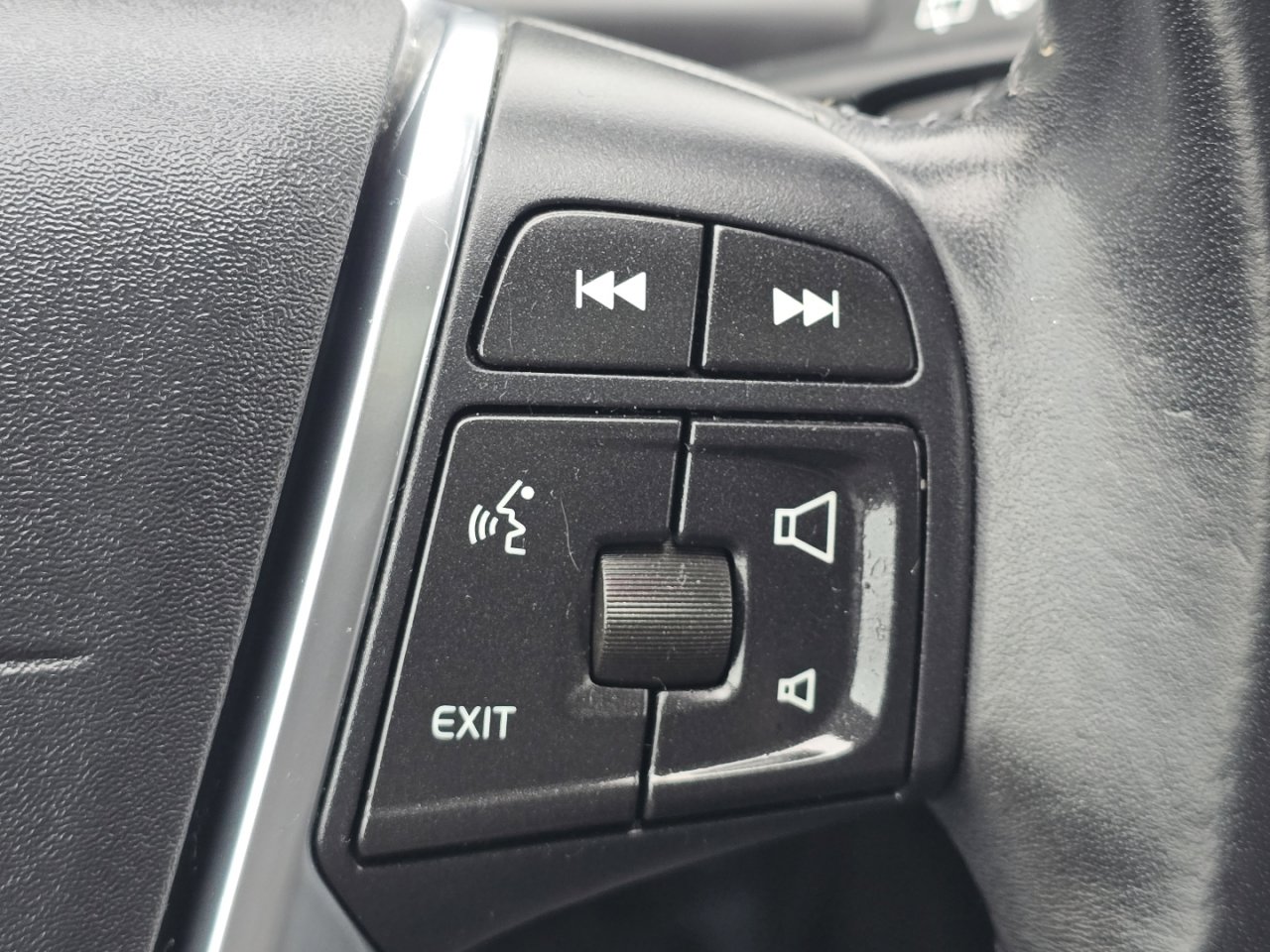 Used 2013 Volvo XC60 T6 image 30