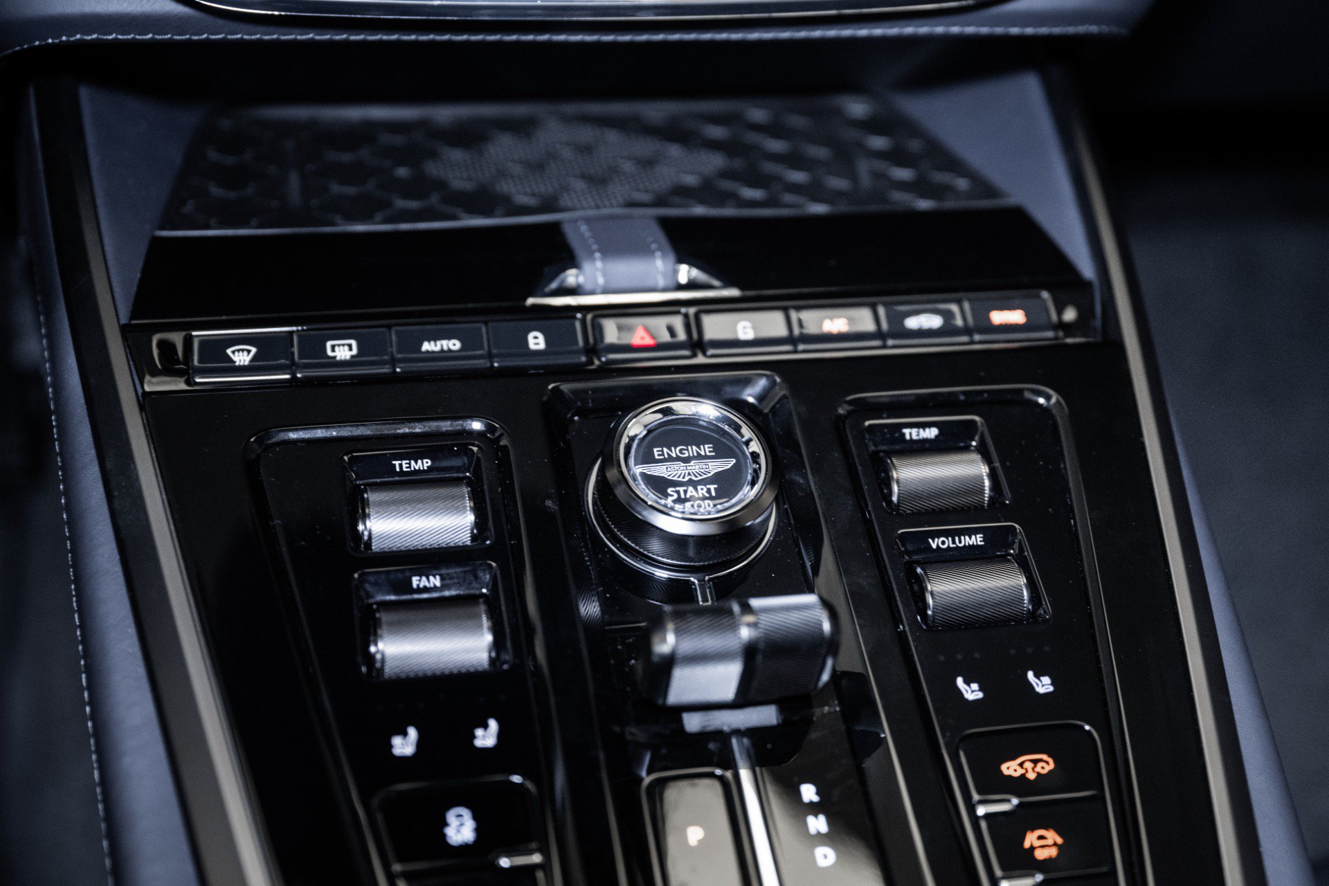 New 2025 Aston Martin DBX 707 AWD/4WD image 34