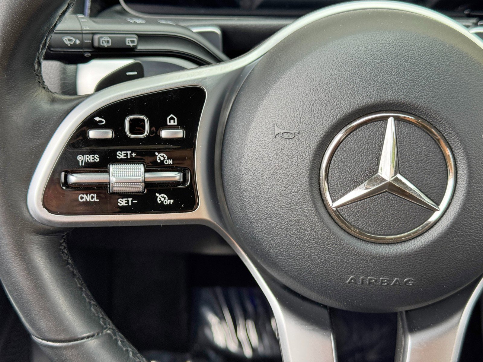 Used 2021 Mercedes-Benz GLB 250 w/ AMG Line image 20