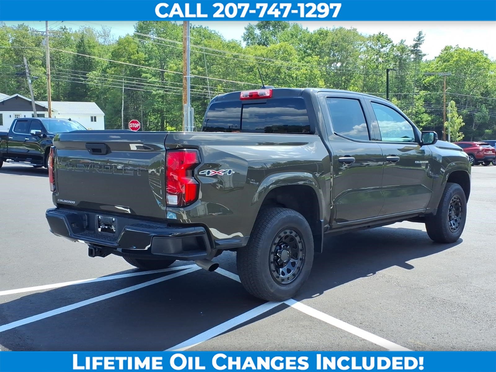 Used 2023 Chevrolet Colorado W/T AWD/4WD image 5
