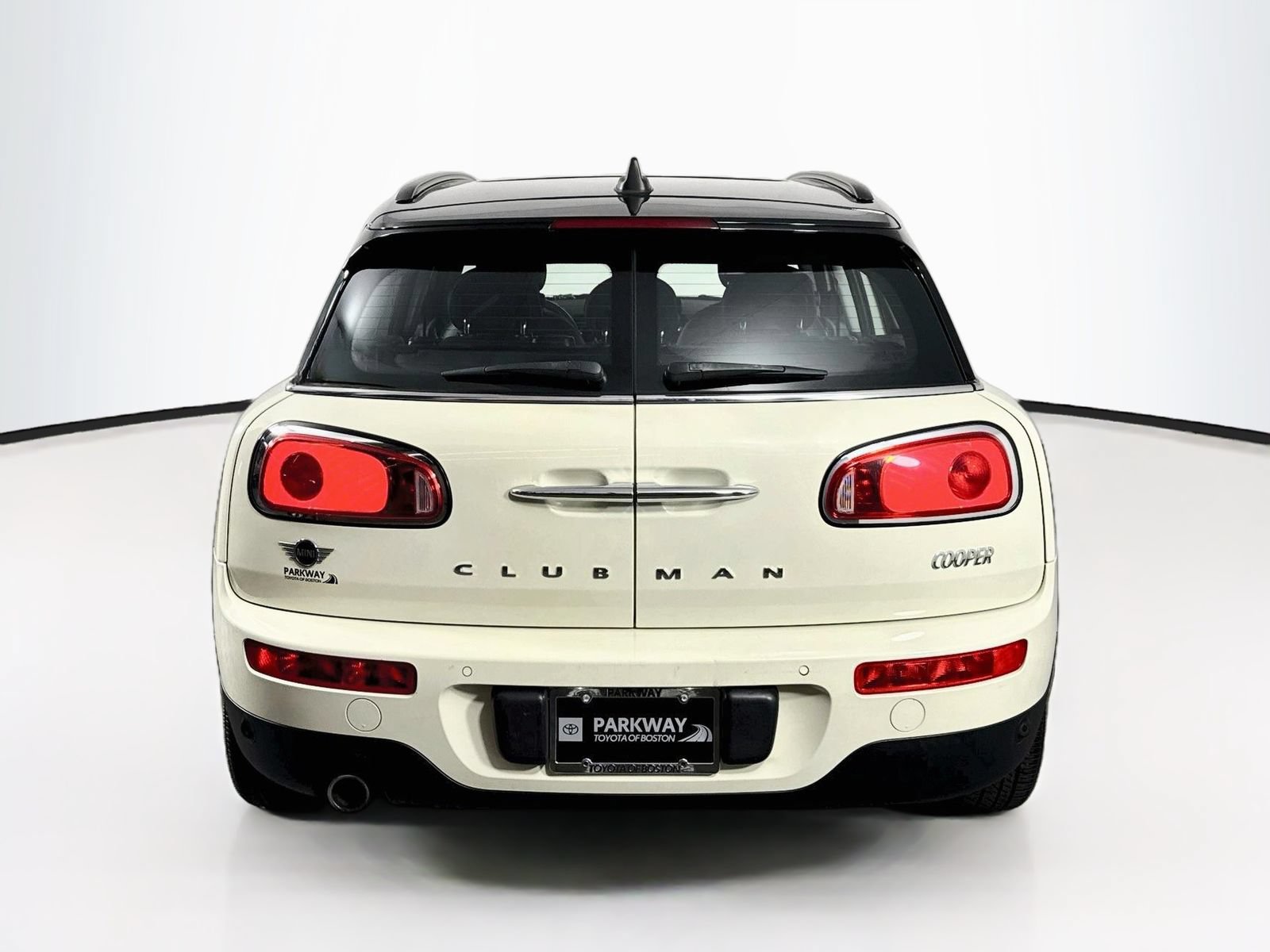 Used 2019 MINI Cooper Clubman ALL4 AWD/4WD image 22