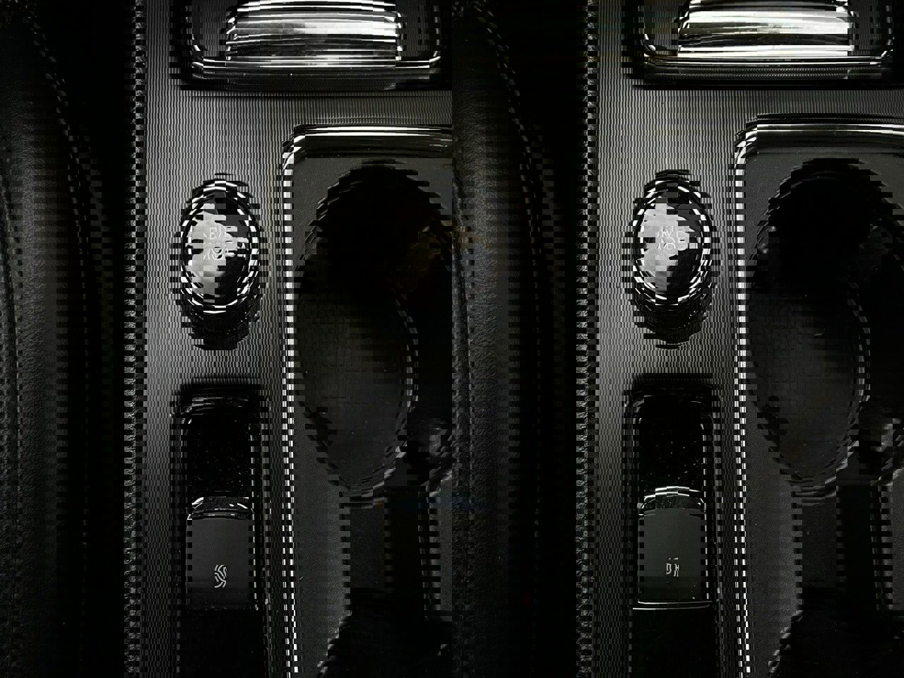 Used 2020 Lincoln Corsair FWD w/ Equipment Group 101A image 23