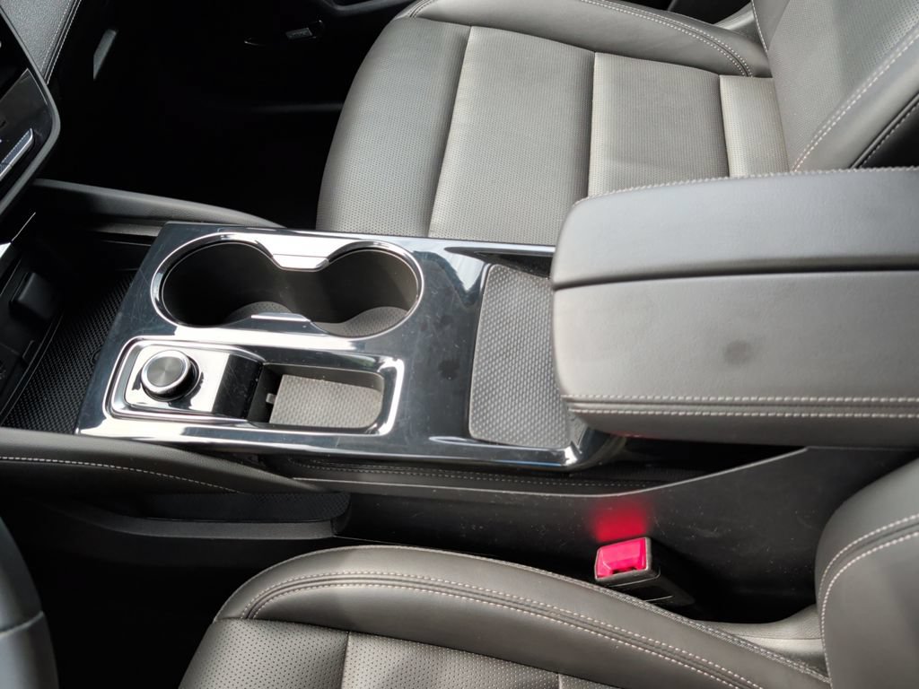 Used 2024 Buick Envision Preferred AWD/4WD image 25