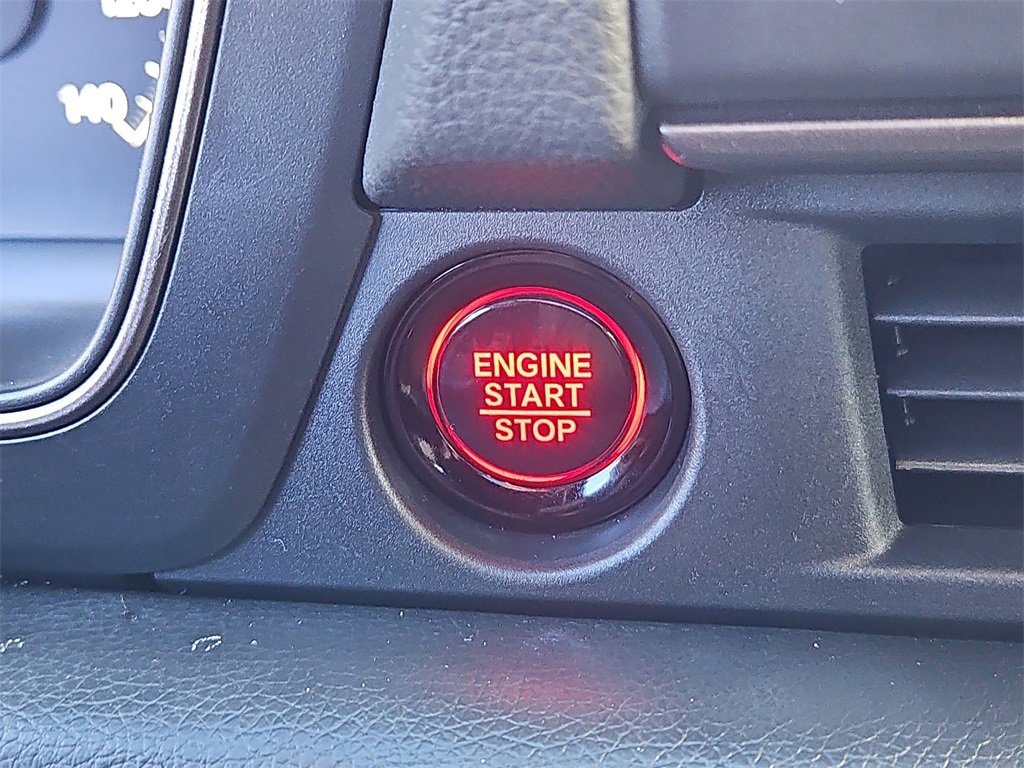 Certified 2025 Honda Pilot TrailSport image 25