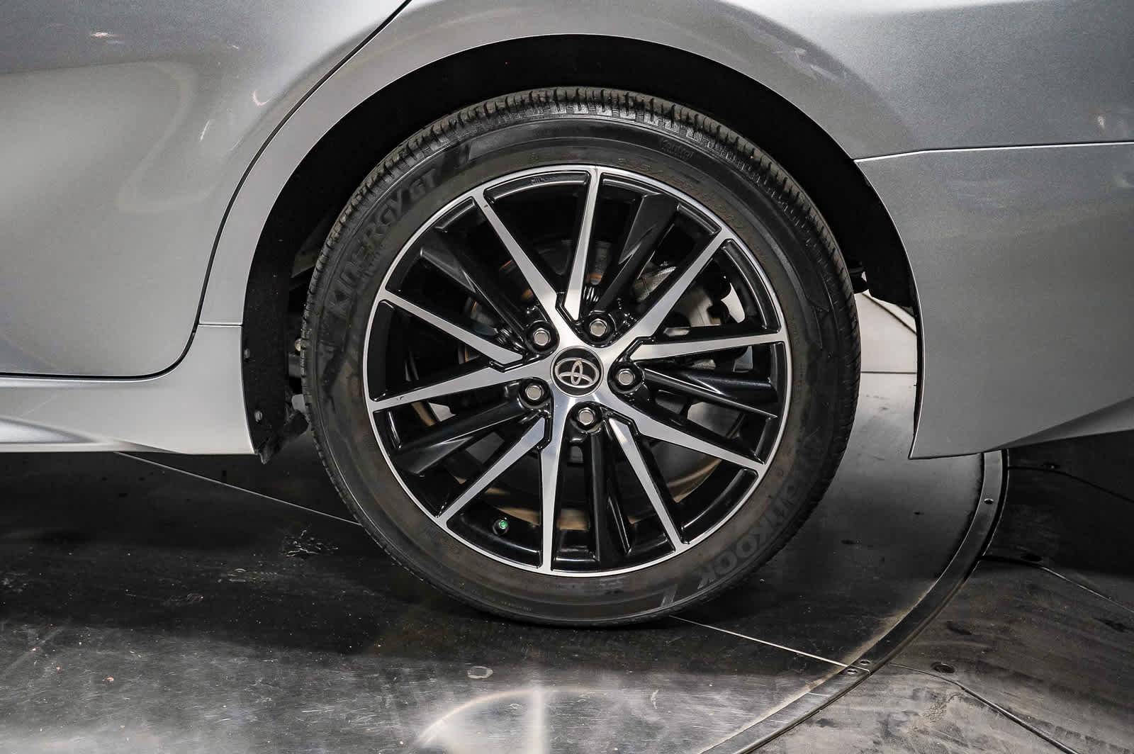 Used 2023 Toyota Camry SE w/ Protection Package (Q2) (TMS) FWD image 12